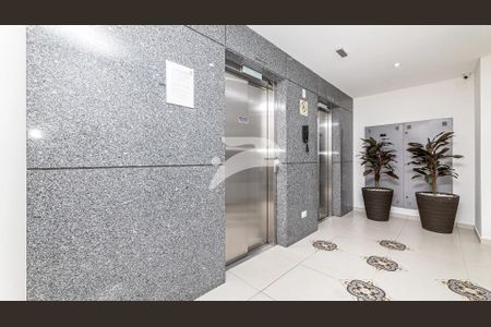 6_photo/94dce46eeb.b63703df1b074e65-ATLAS-7f7bc672-81f0-460a-8c9d-debc1d310705.jpg de kitnet/studio à venda com 1 quarto, 34m² em Centro, Curitiba