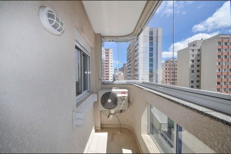 20_photo/94dce46eeb.b63703df1b074e65-ATLAS-97493381-9e5b-48b8-bac6-b58c05853f25.jpg de kitnet/studio à venda com 0 quarto, 34m² em Centro, Curitiba