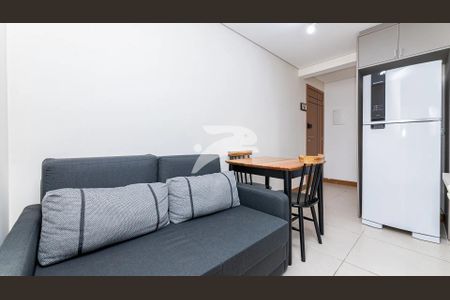 12_photo/94dce46eeb.b63703df1b074e65-ATLAS-d0025d30-7adc-423a-897c-98d4c674a6be.jpg de kitnet/studio à venda com 1 quarto, 34m² em Centro, Curitiba