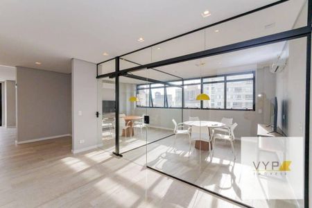 10_photo/94dce46eef.13b1e8c087ff907b-ATLAS-aa042281-6fe4-4ac2-b8f7-3235a0a7eb0f.jpg de apartamento à venda com 1 quarto, 26m² em Centro, Curitiba