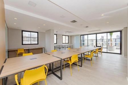 11_photo/94dce46eef.e3a954dfb45dd8a0-ATLAS-50057e43-0e8d-44bd-9934-0678322a353b.jpg de apartamento à venda com 1 quarto, 30m² em Centro, Curitiba