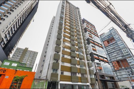 5_photo/94dce46ef9.54a6251f81674de5-ATLAS-564eca46-d3ee-4db9-86bd-b2485ccfa1e4.jpg de apartamento à venda com 1 quarto, 40m² em Centro, Curitiba