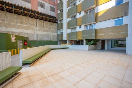 32_photo/94dce46ef9.a0d91f8822efa48a-ATLAS-c6cdc6ff-dcc4-45d1-8dbb-5c44b3bb1822.jpg de apartamento à venda com 1 quarto, 40m² em Centro, Curitiba