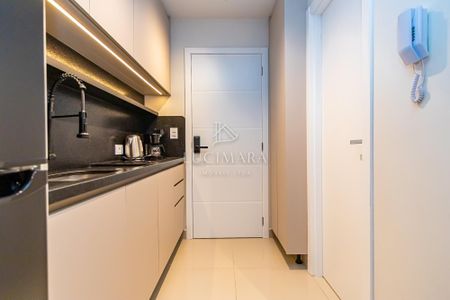 2_photo/94dce46efb.29464a8c4f780a79-ATLAS-1071b0bb-0ca5-43b1-8cf9-b5d060dec856.jpg de apartamento à venda com 1 quarto, 30m² em Centro, Curitiba