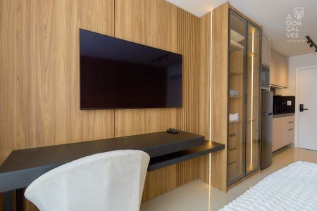 6_photo/94dce46efb.29464a8c4f780a79-ATLAS-2e2ffc8b-fa3b-4880-aef5-86a6efb19fa1.jpg de apartamento à venda com 1 quarto, 23m² em Centro, Curitiba