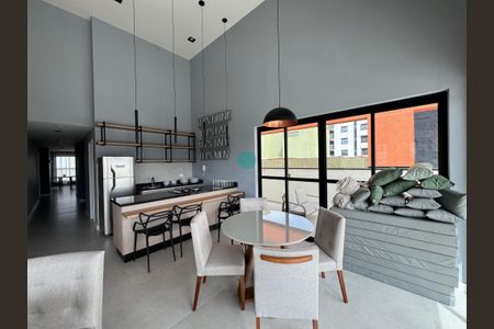 4_photo/94dce46efb.38bc0ae2bd8c0c70-ATLAS-1f5147fa-d8cb-4c22-bc7e-270061a50b67.jpg de apartamento à venda com 1 quarto, 21m² em Centro, Curitiba