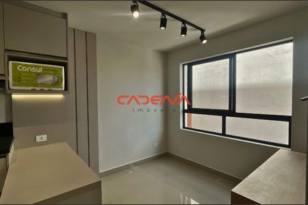 8_photo/94dce46efb.38bc0ae2bd8c0c70-ATLAS-c2049574-6c05-4fa6-8a6a-9b3877d0e723.jpg de apartamento para alugar com 1 quarto, 28m² em Centro, Curitiba