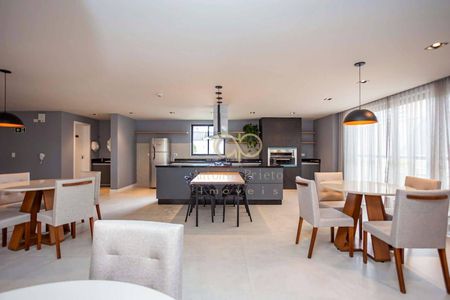 12_photo/94dce46efb.ed0eadb7a50dee3f-ATLAS-8c270de2-3f92-4801-b234-94031b7c5e61.jpg de apartamento à venda com 1 quarto, 30m² em Centro, Curitiba