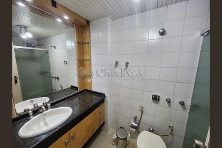 9_photo/94dce46f59.043a9cf43fa03a38-ATLAS-322476b1-d59b-42b5-b8fb-6ff0c20e575e.jpg de apartamento para alugar com 2 quartos, 110m² em Centro, Curitiba