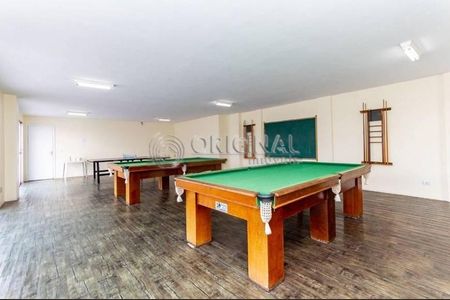 5_photo/94dce46f59.043a9cf43fa03a38-ATLAS-a4436b09-3f4b-4f3a-b33a-e3db308c7bc3.jpg de apartamento para alugar com 2 quartos, 110m² em Centro, Curitiba