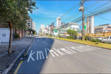 26_photo/94dce46fad.4782c9e4d3fb7775-ATLAS-1996de05-179c-4dfd-98b2-8d500561b52e.jpg de apartamento à venda com 1 quarto, 49m² em Centro, Curitiba