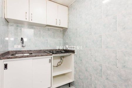 12_photo/94dce46fad.c92d176ed25b4eca-ATLAS-ec57b8bc-58a7-4cb0-b12e-2fb17b2d87a8.jpg de apartamento para alugar com 1 quarto, 40m² em Centro, Curitiba