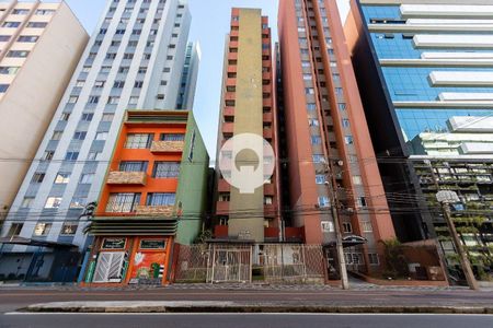 8_photo/94dce46fb7.f9fd596f8c1c84e9-ATLAS-97bb9a66-46af-4700-bdfd-f011657d0a39.jpg de kitnet/studio à venda com 1 quarto, 19m² em Centro, Curitiba