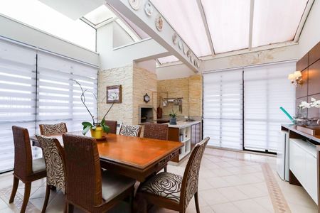 7_photo/94dce4700f.f05a8b8d006c8dcc-ATLAS-944e581f-51d5-402d-bad7-2f3328362694.jpg de apartamento à venda com 3 quartos, 223m² em Rebouças, Curitiba