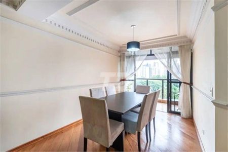 5_photo/94dce47041.2a9acdf1241f34e3-ATLAS-e2eef164-06c0-418d-a715-971f4eb74263.jpg de apartamento à venda com 1 quarto, 80m² em Centro, Curitiba