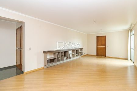 5_photo/94dce47047.3aed5bbd04158097-ATLAS-3c63aeca-d15b-4fbd-a6d8-8d2817be31df.jpg de apartamento à venda com 3 quartos, 156m² em Centro, Curitiba