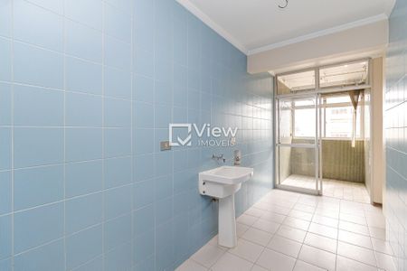 11_photo/94dce47047.3aed5bbd04158097-ATLAS-7ba5cd85-fdbc-4e6e-91e1-8e7eeb087623.jpg de apartamento à venda com 3 quartos, 156m² em Centro, Curitiba