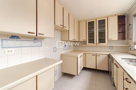 12_photo/94dce47047.3aed5bbd04158097-ATLAS-7c5597e8-5193-4aa3-9da1-7c110f112b14.jpg de apartamento à venda com 3 quartos, 156m² em Centro, Curitiba