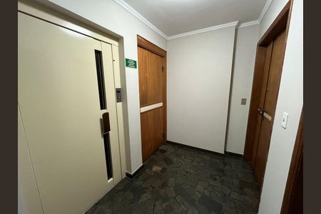 4_photo/94dce47047.3aed5bbd04158097-ATLAS-a99615ff-3135-44a9-ba96-c3aacb95d1b9.jpg de apartamento para alugar com 3 quartos, 156m² em Centro, Curitiba