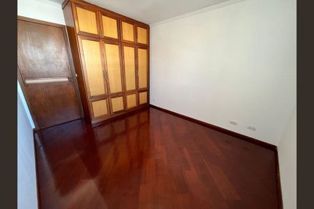 19_photo/94dce47047.3aed5bbd04158097-ATLAS-aa8cc572-3111-43aa-89bf-ea2d731a4be0.jpg de apartamento para alugar com 3 quartos, 156m² em Centro, Curitiba
