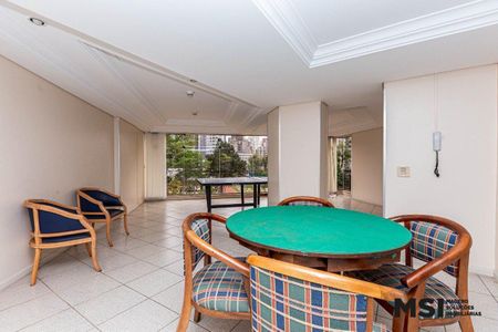 35_photo/94dce4706d.e375611287994cc3-ATLAS-9bf22e5f-3ed5-4d99-b8a1-74c5e3dc14b3.jpg de apartamento à venda com 4 quartos, 185m² em Cristo Rei, Curitiba