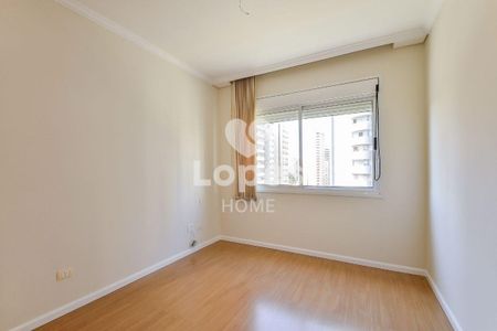 18_photo/94dce470a9.e9bc35269128f7e8-ATLAS-d08237c3-e084-4bea-a679-9b05b1db3c7d.jpg de apartamento à venda com 4 quartos, 227m² em Água Verde, Curitiba