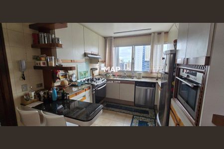 7_photo/94dce470b9.83ccd9c7abb6c8f0-ATLAS-3eb8f3e4-d657-4bb2-9739-ff810eedfe77.jpg de apartamento à venda com 4 quartos, 273m² em Batel, Curitiba