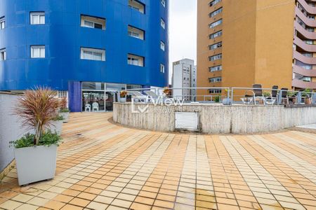 6_photo/94dce470c5.15a8321e30aa61da-ATLAS-dc1366f4-6e04-4e71-b048-51c1435e2f10.jpg de kitnet/studio à venda com 1 quarto, 43m² em Água Verde, Curitiba