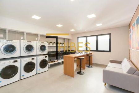 4_photo/94dce47103.fc5b9e0c94fb8aee-ATLAS-d3735b51-1955-43ee-88da-67d4cd9619f8.jpg de apartamento à venda com 1 quarto, 26m² em Água Verde, Curitiba