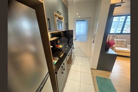 8_photo/94dce47117.e36cf7204ae9d2f3-ATLAS-5e7f3919-223b-41a9-bea0-8deca4c5ae42.jpg de apartamento à venda com 2 quartos, 61m² em Centro, Curitiba