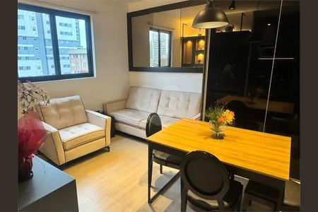 2_photo/94dce47117.e36cf7204ae9d2f3-ATLAS-c20fcb6f-4647-4a49-9cce-b15147d08993.jpg de apartamento à venda com 2 quartos, 61m² em Centro, Curitiba