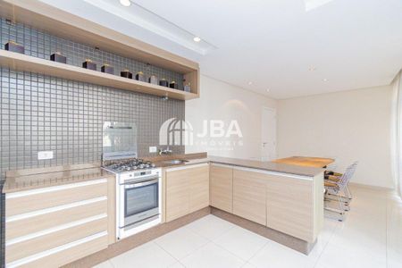 13_photo/94dce47117.e36cf7204ae9d2f3-ATLAS-f3ca9e3d-92eb-4d37-b000-8f81ea229b0b.jpg de apartamento à venda com 2 quartos, 69m² em Centro, Curitiba