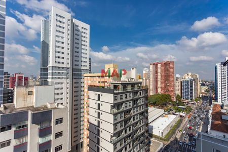 12_photo/94dce47117.e6844fe8b503e1c8-ATLAS-c2776226-e55f-4301-973d-b8b7c9992d31.jpg de apartamento à venda com 2 quartos, 61m² em Centro, Curitiba