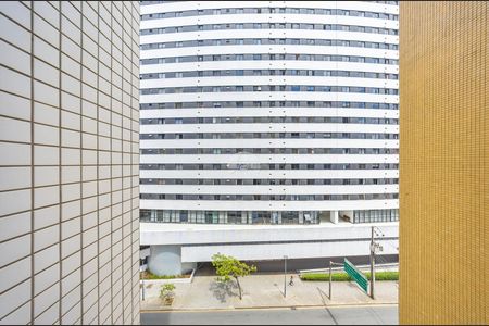 8_photo/94dce4711b.fc17ea2d67aaf28d-ATLAS-f687c1fb-acbe-48fa-a088-efaef062cbc7.jpg de apartamento à venda com 1 quarto, 43m² em Água Verde, Curitiba