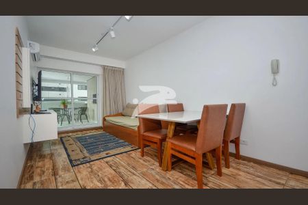 7_photo/94dce47123.e4bed7d207572268-ATLAS-eb8e3ad2-65be-417d-baaf-69d6c2e5d42f.jpg de apartamento à venda com 1 quarto, 41m² em Centro, Curitiba