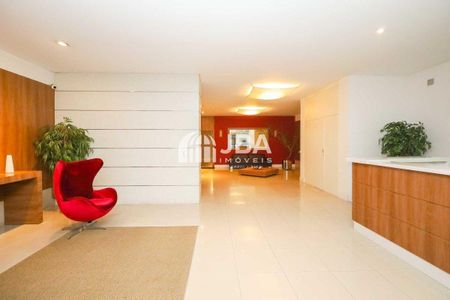 27_photo/94dce47137.ac7b6ff1c752a6ad-ATLAS-08bd52a5-7ecd-4e96-b1b7-c6acd554a4fa.jpg de apartamento à venda com 2 quartos, 68m² em Centro, Curitiba