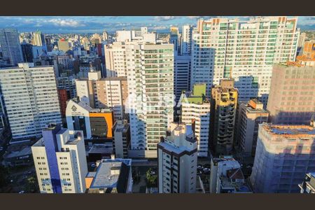 21_photo/94dce47137.ac7b6ff1c752a6ad-ATLAS-1d08f695-7197-42e0-8d17-ea940a4f53bc.jpg de apartamento à venda com 2 quartos, 68m² em Centro, Curitiba