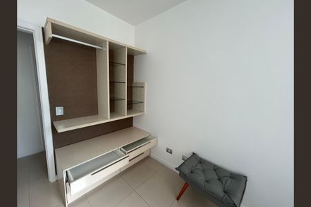 8_photo/94dce47137.ac7b6ff1c752a6ad-ATLAS-428f9a63-a64c-4b3c-9e26-e520d9bc1b3d.jpg de apartamento para alugar com 2 quartos, 77m² em Centro, Curitiba