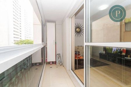 6_photo/94dce47145.76c39d59e9327237-ATLAS-cc255108-5bbc-4027-be03-00a5e921d75b.jpg de apartamento para alugar com 1 quarto, 50m² em Centro, Curitiba