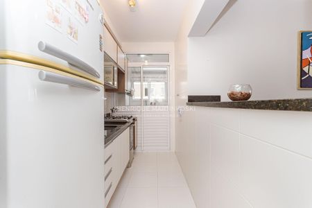 17_photo/94dce47145.af97e9d93e7ffec8-ATLAS-9e388a6d-eed8-4fb6-b453-2ec723343d76.jpg de apartamento à venda com 2 quartos, 70m² em Centro, Curitiba