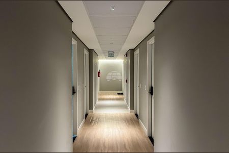 11_photo/94dce47173.5a5ead08d13e6b79-ATLAS-e45bc0d9-0e38-43db-b5b3-5e4b11588e09.jpg de kitnet/studio para alugar com 1 quarto, 17m² em Centro, Curitiba