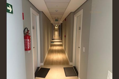 9_photo/94dce47173.a8a36735f49e2341-ATLAS-97a62fe4-eec7-429e-9fb1-cf728838e882.jpg de kitnet/studio à venda com 1 quarto, 34m² em Centro, Curitiba