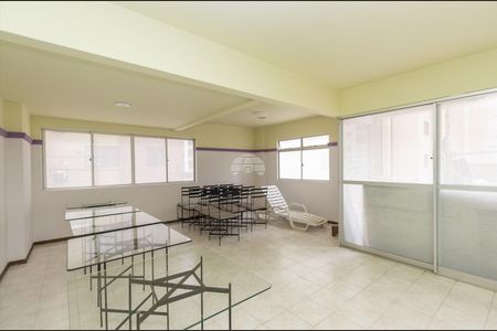 43_photo/94dce47183.82148bf00e0e77e9-ATLAS-32e0d77b-3032-4bca-be02-11c2cb80d5c4.jpg de apartamento à venda com 1 quarto, 33m² em Centro, Curitiba