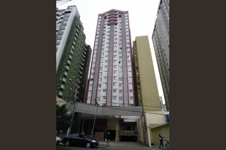 5_photo/94dce47185.e17343cf5b702f60-ATLAS-80e490fa-4277-4ab7-bef3-c7fd37df3be9.jpg de apartamento para alugar com 1 quarto, 61m² em Centro, Curitiba