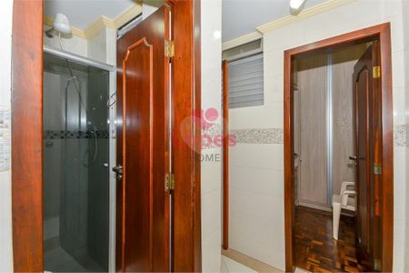 21_photo/94dce47189.a824f5d462c04ebd-ATLAS-cb0f2657-e083-40ee-9cdc-914e671ff764.jpg de apartamento à venda com 3 quartos, 120m² em Centro, Curitiba