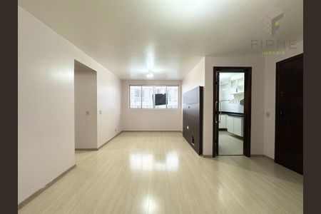 2_photo/94dce4718d.3a7b365ab33f166b-ATLAS-275561df-d93d-40f7-babb-511513cd0d86.jpg de apartamento à venda com 3 quartos, 90m² em Centro, Curitiba