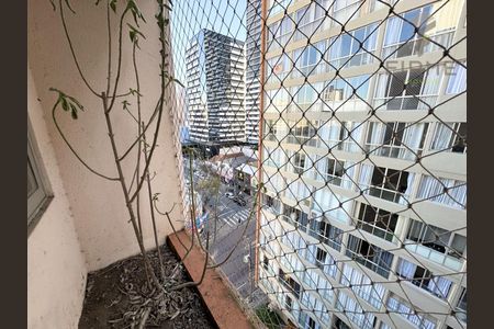 5_photo/94dce4718d.3a7b365ab33f166b-ATLAS-476fe14f-4a3c-4fb9-acfe-7af2fc9a3e59.jpg de apartamento à venda com 3 quartos, 90m² em Centro, Curitiba