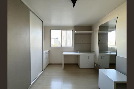 4_photo/94dce4718d.c202053c0eb79174-ATLAS-2b7942e0-2e8d-42c8-8fcc-6433913a0808.jpg de apartamento à venda com 3 quartos, 90m² em Centro, Curitiba