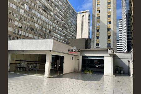 16_photo/94dce4718f.01bcb711c42c8aa1-ATLAS-577f07f8-c47c-4d86-ba7c-43c7a2dac73d.jpg de apartamento à venda com 1 quarto, 60m² em Centro, Curitiba