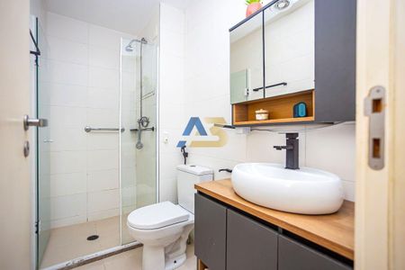 15_photo/94dce47191.1aa5b8f538f3adaf-ATLAS-48cfcfe9-199f-46c4-a8c1-072dbcc5b114.jpg de apartamento à venda com 1 quarto, 50m² em Centro, Curitiba